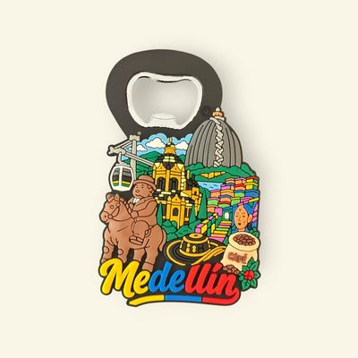 Imán Destapador Souvenir Medellín - Palacio y Comuna 13